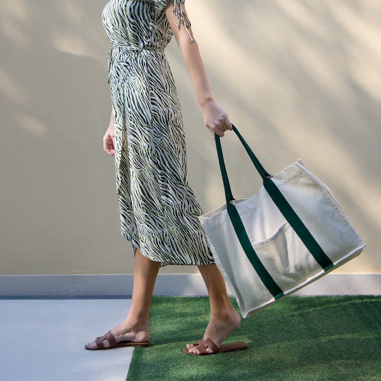 Gada Tote Bag