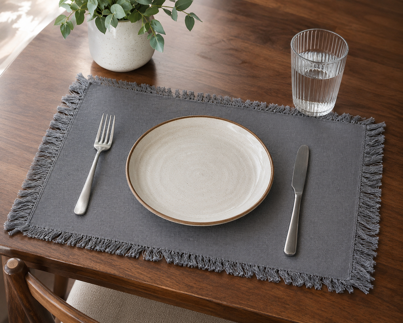 Classic Solid Table Mat